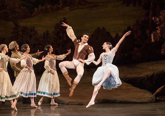20161022_MCB_Giselle_Act1_2Cast_Tricia_Arsht_Arsht_73A6340