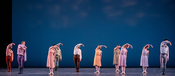 20190110_Dance_at_a_Gathering_MG_0017