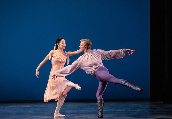 20190110_Dance_at_a_Gathering_MG_7600
