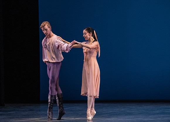 20190110_Dance_at_a_Gathering_MG_7692