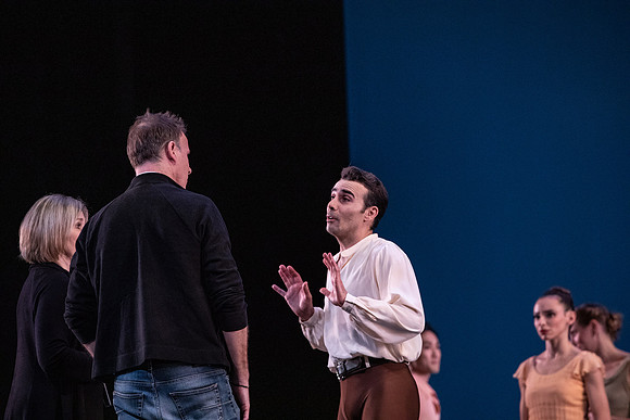 20190110_Dance_at_a_Gathering_MG_0097