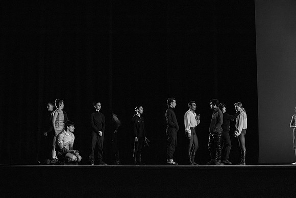 20190110_Dance_at_a_Gathering_MG_0098