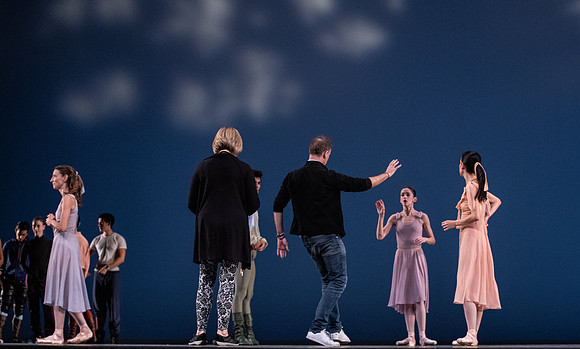20190110_Dance_at_a_Gathering_MG_0132