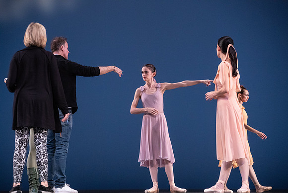 20190110_Dance_at_a_Gathering_MG_0135