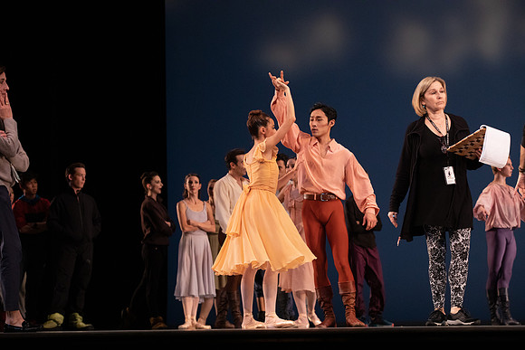 20190110_Dance_at_a_Gathering_MG_0154