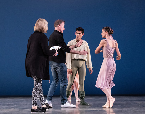 20190110_Dance_at_a_Gathering_MG_0185
