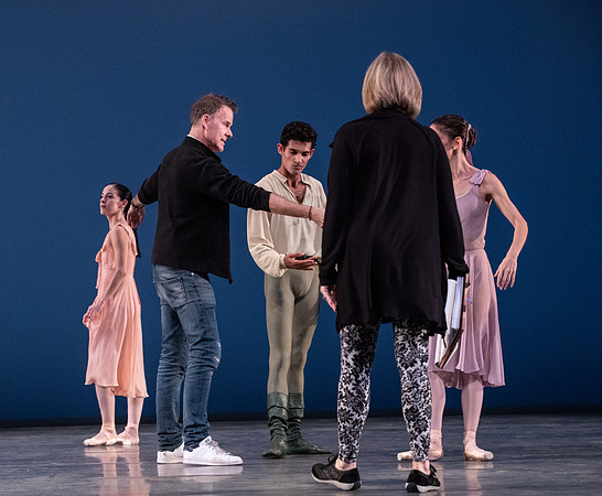 20190110_Dance_at_a_Gathering_MG_0187
