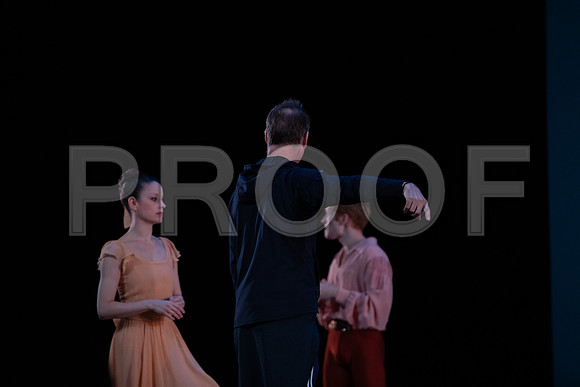 Dance_at_a_Gathering_2_Cast_DA4401