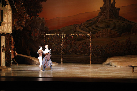 20161020_MCB_Giselle_Act1_2Cast_DR_No Makeup_Arsht_75A0074