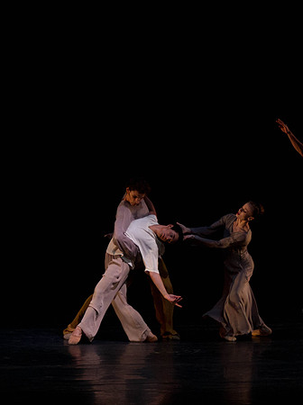 7065_DG_Synphonic_Dance_Alexie_Ratmansky_MCB_FL_AL1B8694