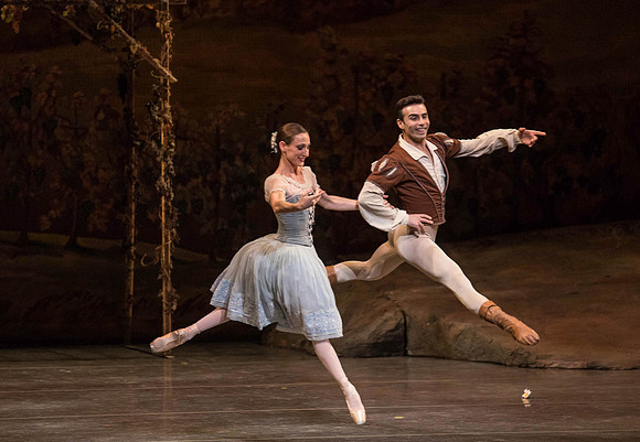 20161022_MCB_Giselle_Act1_2Cast_Tricia_Arsht_Arsht_73A5927