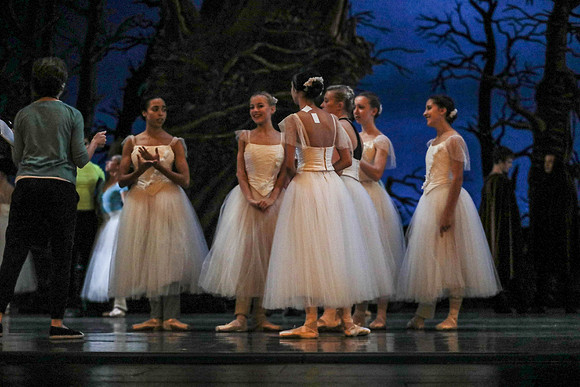 20161020_MCB_Giselle_2Cast_Act2_no Makeup_DRDA_Arsht_73A1541