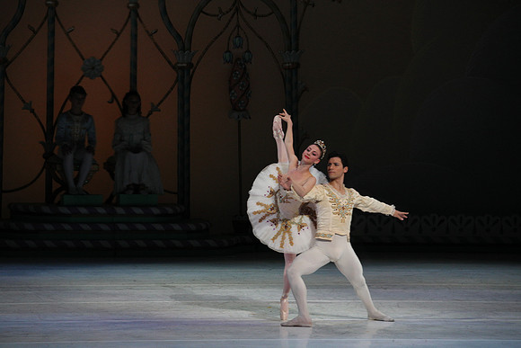 20141223_Nutcracker_ARTC_Pasdedeux_CG3P0575