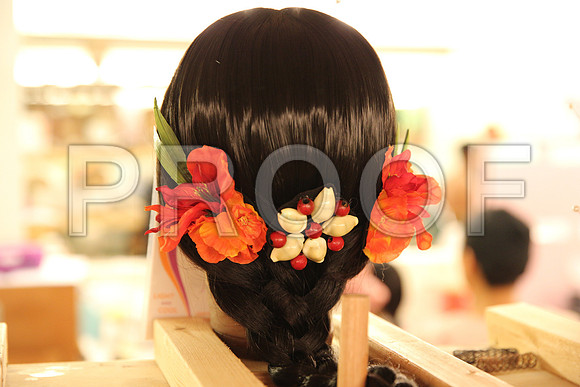 20150226_The_Pearl_Fisher_Backstage_Wigs_9C7C0464