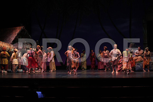 20150226_The_Pearl_Fisher_Act_29C7C0552