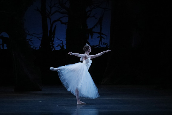 20161023_MCB_Giselle_Act2_3Cast_Jennifer_Laurent_Arsht__73A4971