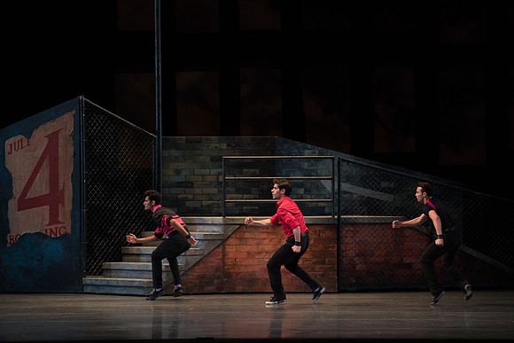 20180111_West_Side_Story_Suite_73A7185
