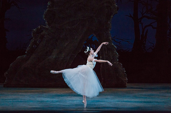 7951_DG_Giselle_Rehersal_Arsh_Center_Miami_FL_AL1B4112
