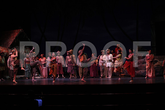 20150226_The_Pearl_Fisher_Act_29C7C0734