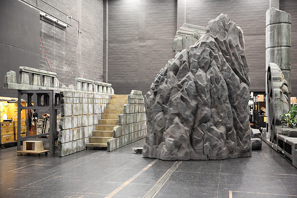 20150226_The_Pearl_Fisher_Backstage_Props_9C7C0326