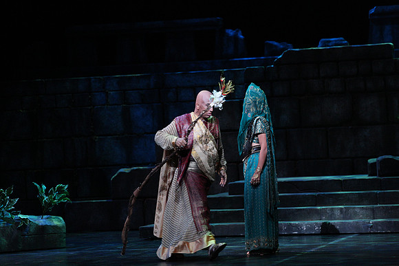 20150226_The_Pearl_Fisher_Act_39C7C1710