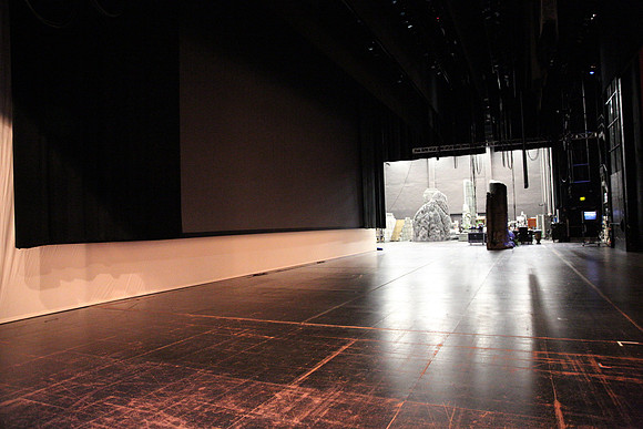 20150226_The_Pearl_Fisher_Backstage_Props_9C7C0309
