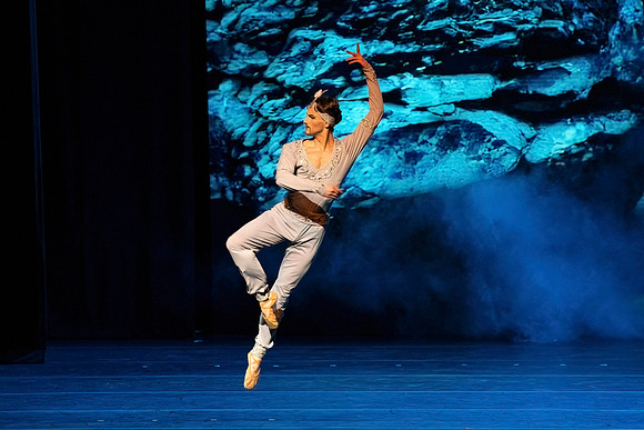 20241026_untitled20241026_Pas de deux from La bayadere__DSC1576