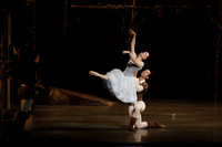 20161023_MCB_Giselle_Act1_3Cast_Jennifer_Laurent_Arsht__73A1738