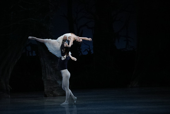 20161023_MCB_Giselle_Act2_3Cast_Jennifer_Laurent_Arsht__73A7076