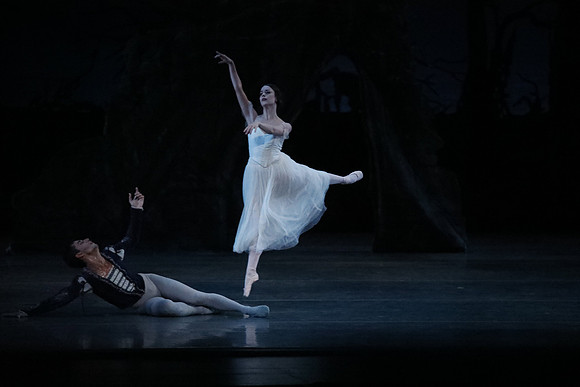 20161023_MCB_Giselle_Act2_3Cast_Jennifer_Laurent_Arsht__73A7536