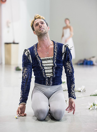 20161013_MCB_Giselle_Act1_Rehersal_Studio9C7C0091