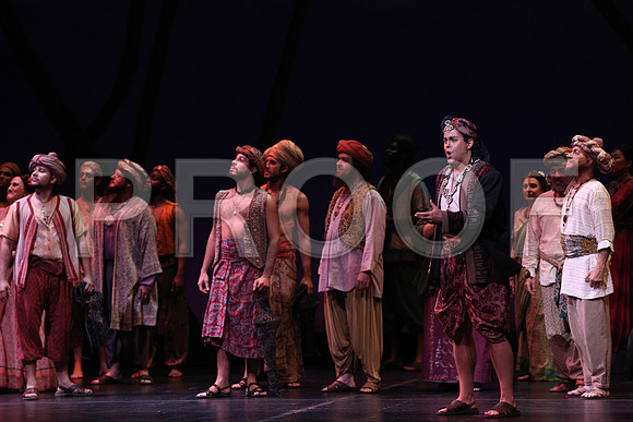 20150226_The_Pearl_Fisher_Act_29C7C0718