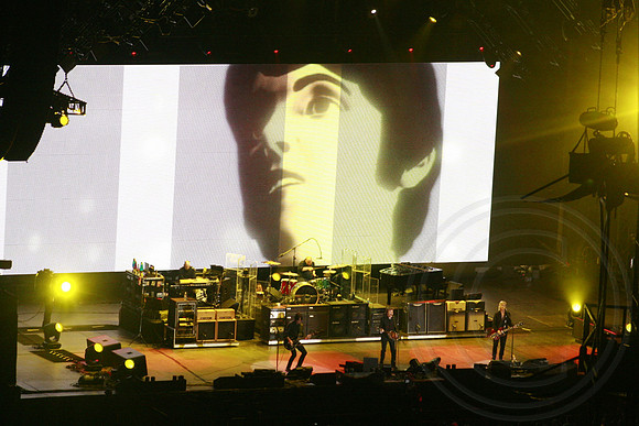 20100409_3886_DG_Paul_Mccartney_Up_Coming_Tour_Concert_Miami_FL__MG_0071