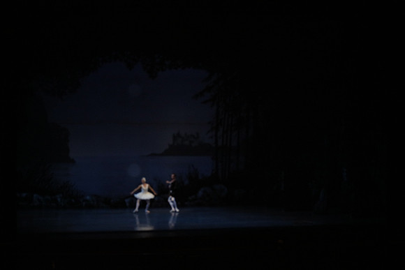 20151023_MCB_Swan_Lake_Prefomance_Arsht__75A2360
