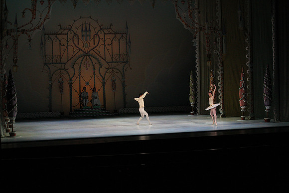 20141223_Nutcracker_ARTC_Pasdedeux_AL1B5735