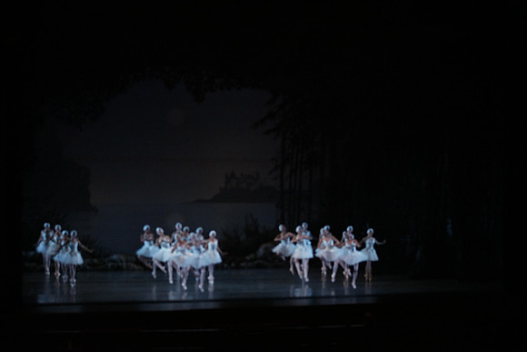 20151023_MCB_Swan_Lake_Prefomance_Arsht__75A2542