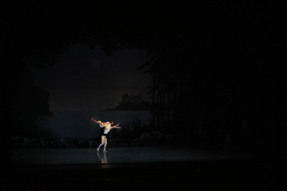 20151023_MCB_Swan_Lake_Prefomance_Arsht__75A2352