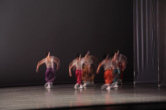 20170113_Glass_Motion_Blur_Samantha_PR_9C7C2257