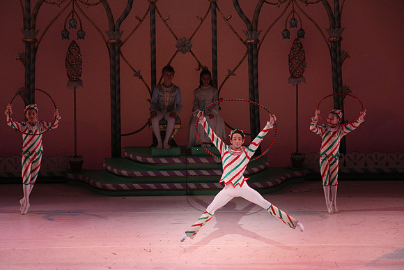 20141229_Nutcracker_WPB_Hoops_CG3P1367