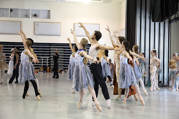 20160310_Midsummer_Act1_Studio_IMG_1216
