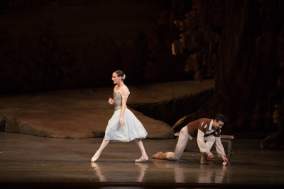20161022_MCB_Giselle_Act1_2Cast_Tricia_Arsht_Arsht_73A5889