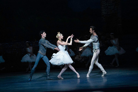20240417_Swan_Lake_Act 4_2_Cast_DSC3041.ARW
