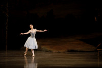 20161023_MCB_Giselle_Act1_3Cast_Jennifer_Laurent_Arsht__73A1508