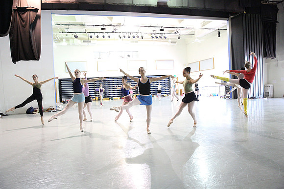 20150312_MCB_Raymonda_Variations_Studio_Arnold_9C7C6326