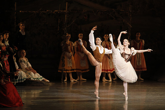 20161023_MCB_Giselle_Act1_3Cast_Jennifer_Laurent_Arsht__73A2911