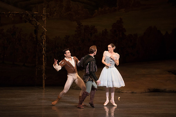 20161022_MCB_Giselle_Act1_2Cast_Tricia_Arsht_Arsht_73A6028