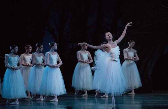 20161021_MCB_Giselle_Cast1_Act2__73A6369