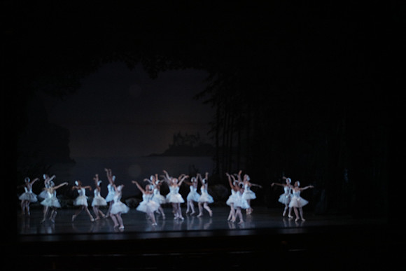 20151023_MCB_Swan_Lake_Prefomance_Arsht__75A2553