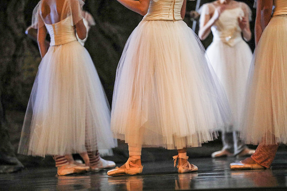 20161020_MCB_Giselle_2Cast_Act2_no Makeup_DRDA_Arsht_73A1554