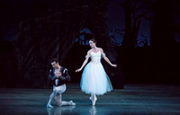 20161022_MCB_Giselle_Act2_2Cast_Tricia_Arsht_73A0023